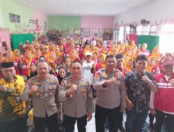 Polrestabes Surabaya Gelar Jum’at Curhat dan Bagikan Bansos dalam Rangka Nusantara Cooling System Jelang Pilkada 2024