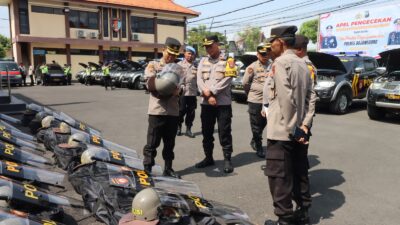 Pastikan Kesiapan Pengamanan Pilkada 2024, Polda Jatim Cek Kendaraan dan Almatsus di Polres Bojonegoro