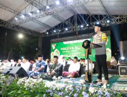 Cooling System untuk Pilkada Damai, Polres Jombang Ajak Ribuan Warga Bersholawat