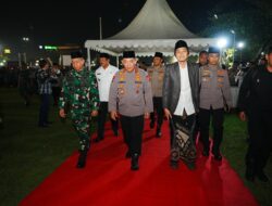 Kapolri dan Panglima TNI Hadiri Doa Lintas Agama di Semarang