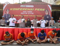 Polisi Berhasil Amankan 6 Bandar Narkoba dan Brankas Isi 1kg Sabu di Jalan Kunti Surabaya