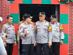 Pastikan Keamanan Malam Tahun Baru, Kapolda Jatim Cek Pospam dan Posyan