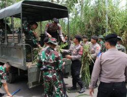 Perkuat Sinergitas dan Soliditas TNI – Polri di Malang Kompak Laksanakan Karya Bakti pada HUT ke – 64 Kostrad
