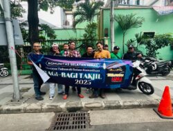 Komunitas SELKER Gelar Baksos Ramadhan, Bagikan 200 Paket Takjil di Depan Kejati Jatim Surabaya