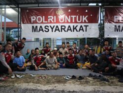 Polres Pelabuhan Tanjung Perak Gelar Buka Bersama dan Berbagi Takjil dengan Anak Jalanan