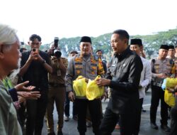 Pasca Aksi Demo Polresta Malang Kota dan Forkopimda Bersama GMNI Jatim Kerja Bakti dan Berbagi Sembako