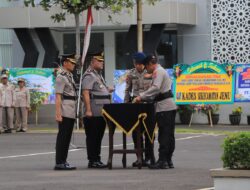 Kunjungan Kerja, Kapolda Jatim Pimpin Upacara Sertijab Kapolres Tuban