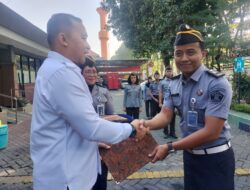 Lapas Kelas IIA Sidoarjo Gelar Apel Kenaikan Pangkat dan Pengangkatan PNS, Kalapas: Momentum Tingkatkan Profesionalisme