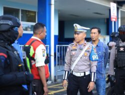 Cegah Aksi Premanisme Polda Jatim Gelar Patroli Skala Besar di Operasi Pekat II Semeru 2025