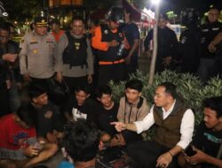 Polres Pelabuhan Tanjung Perak Gelar Patroli Gabungan Awasi Pemberlakuan Jam Malam Anak Dibawah Umur