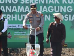 Kapolda Jatim Pimpin Penanaman Jagung Serentak di Nganjuk, Dukung Target Nasional 10 Juta Ton