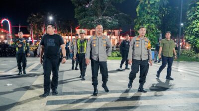 Harkamtibmas, Kapolrestabes Surabaya Pimpin Patroli Skala Besar Tiga Pilar Hingga Dini Hari