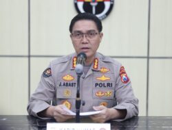 Puluhan Personel Polri Terluka Saat Amankan Aksi Anarkis di Jawa Timur 18 Diantaranya Jalani Rawat Inap