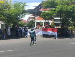 GEDUNG PDAM SURABAYA DI SEGEL RAKYAT