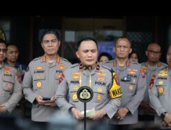 Polda Jatim Berangkatkan Bantuan Kemanusiaan untuk Warga Terdampak Erupsi Semeru