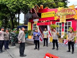 Menjaga Damai di Ujung Tahun | Kompolnas Tinjau Pospam Tegalsari dan Gereja Hati Kudus Surabaya Jelang Nataru