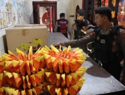 Berikan Rasa Aman Perayaan Imlek, Polres Pelabuhan Tanjung Perak Sterilisasi Klenteng
