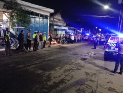 Antisipasi Perang Sarung, Polres Pelabuhan Tanjung Perak Intensifkan Patroli Jelang Sahur