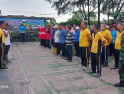 Sambut Hari Bumi 2026, Polsek Asemrowo Bersihkan Kampung Warna-Warni Tambat Labuh Shontoh Laut Surabaya