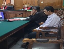 ‎Sidang Mangga Berdarah, Afandi Bantah Keterangan Saksi, Sebut Korban Gedor Pintu Rumah dan Dorong Tantang Penyelesaian ‎
