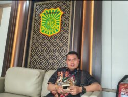 Kinerja Dipertanyakan, Laporan Dana Reses Mandek di Kejari Tanjung Perak, AMI Lapor ke Kejagung