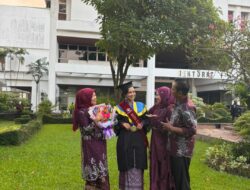 Wisuda ke 133 ITS Jeany Aurellia Putri dewati MAGNA CUMLAUGE Teknologi Informatika predikat Wisuda terbaik