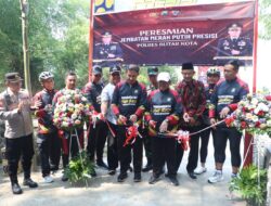 Polres Blitar Kota Resmikan Jembatan Merah Putih Presisi Penghubung Dua Desa