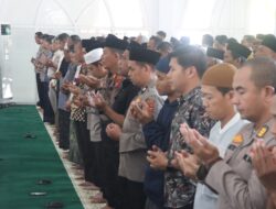 Polres Pasuruan Gelar Salat Ghaib dan Doa Bersama untuk Korban Kecelakaan Lalu Lintas