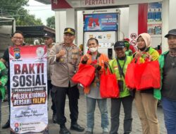 Polsek Kebomas Gandeng YALPK Group Gelar Baksos Ojol Gresik Sumringah Dapat Sembako dan BBM Gratis
