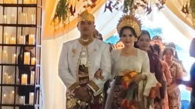 Happy wedding ir imade pariarta dan ibu dewi mutiara 