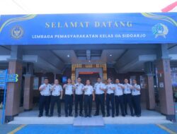 Kakanwil Ditjenpas Jatim Laksanakan Bintorwasdal di Lapas Sidoarjo Pengawasan berkelanjutan dilakukan melalui peninjauan langsung blok hunian, fasilitas, layanan, pemenuhan hak warga binaan, hingga pelaksanaan tugas jajaran